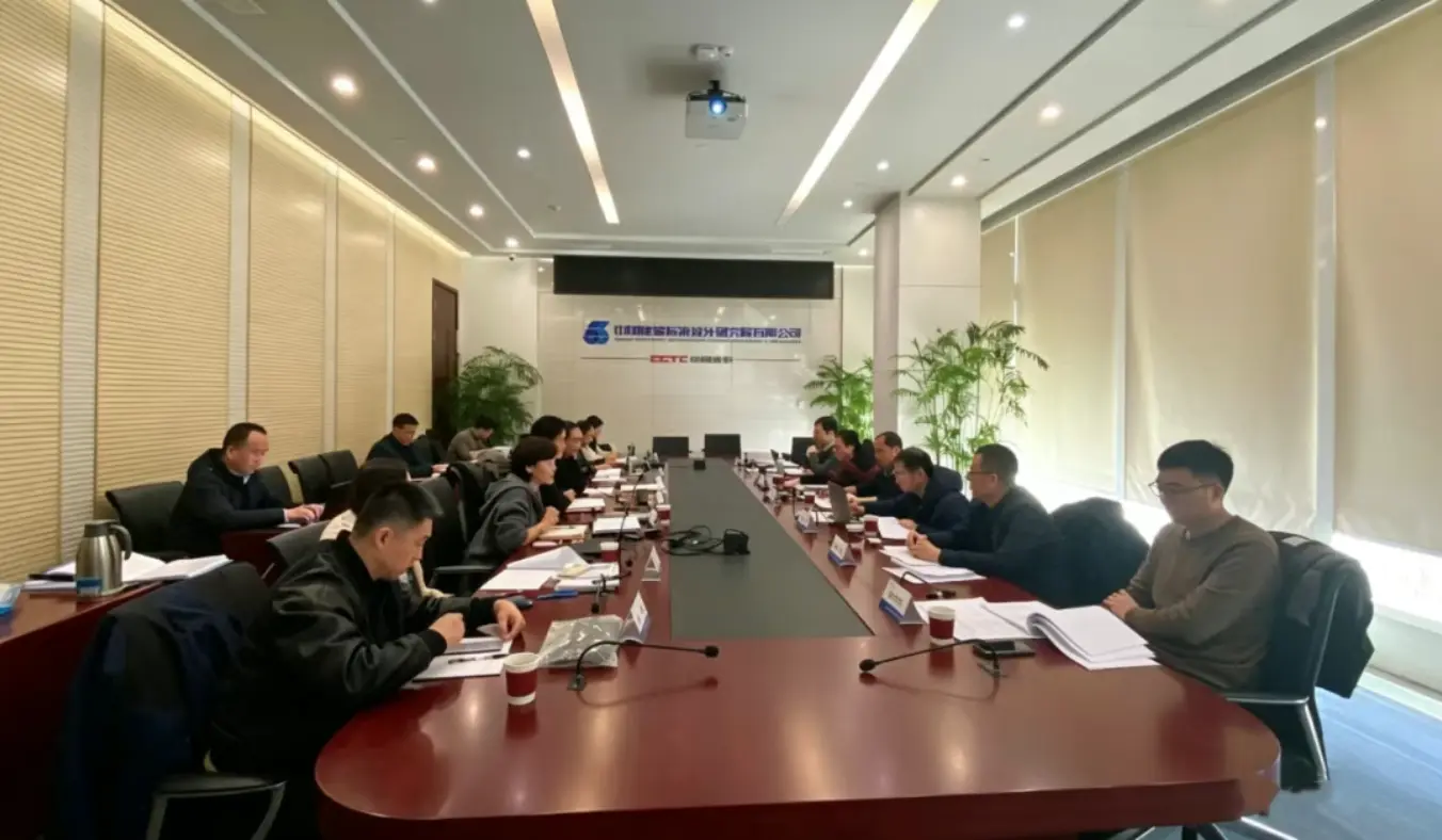 Wiskind participa da revisão do padrão nacional Atlas Cleanroom Building Construction, impulsionando o desenvolvimento da indústria por meio de padrões